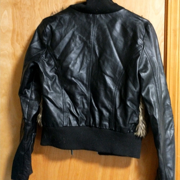 Jacket - Picture 3 of 3